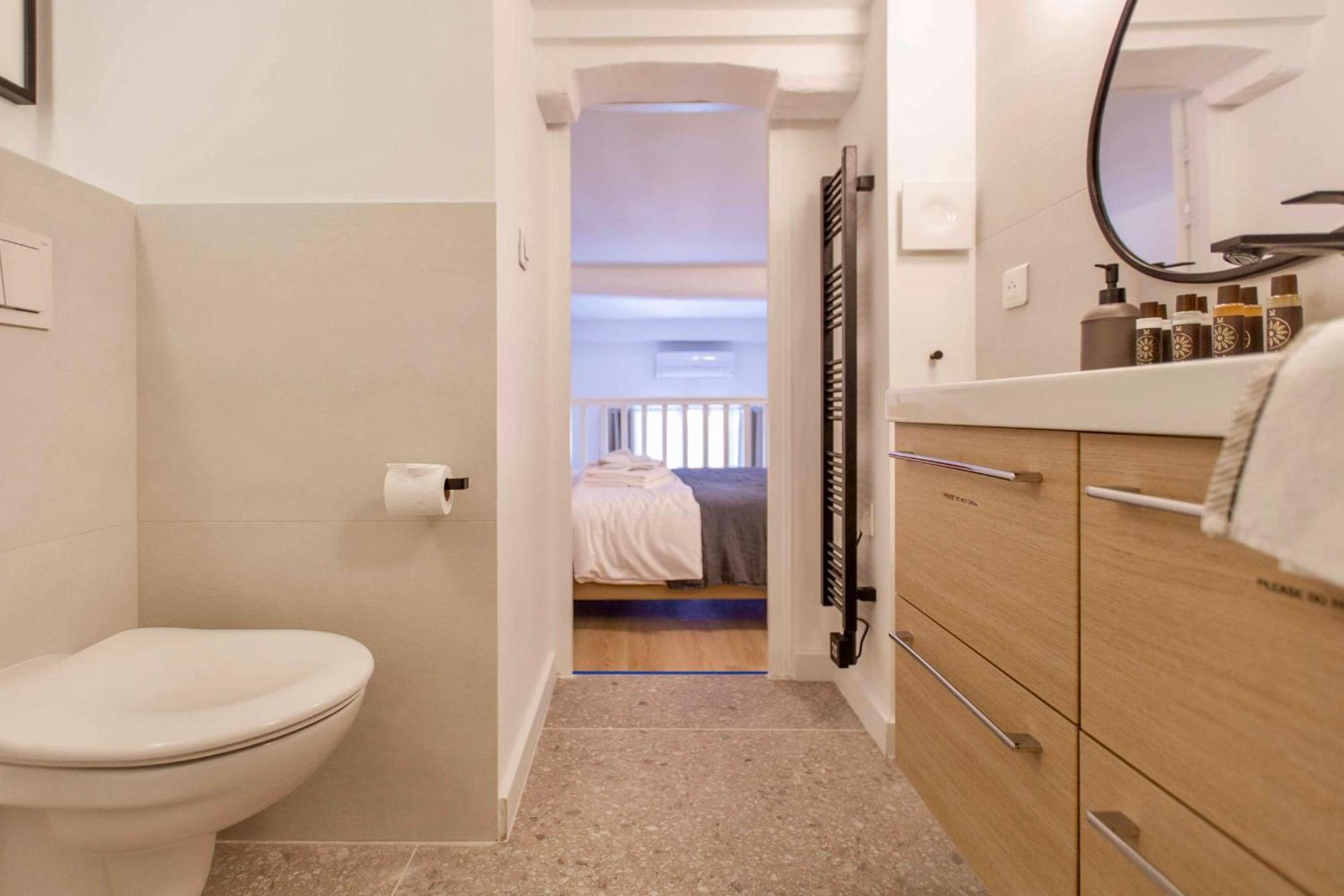 Suede Promenade Duplex Apartment At 1 Min From The Sea 2 Bathrooms นีซ ภายนอก รูปภาพ