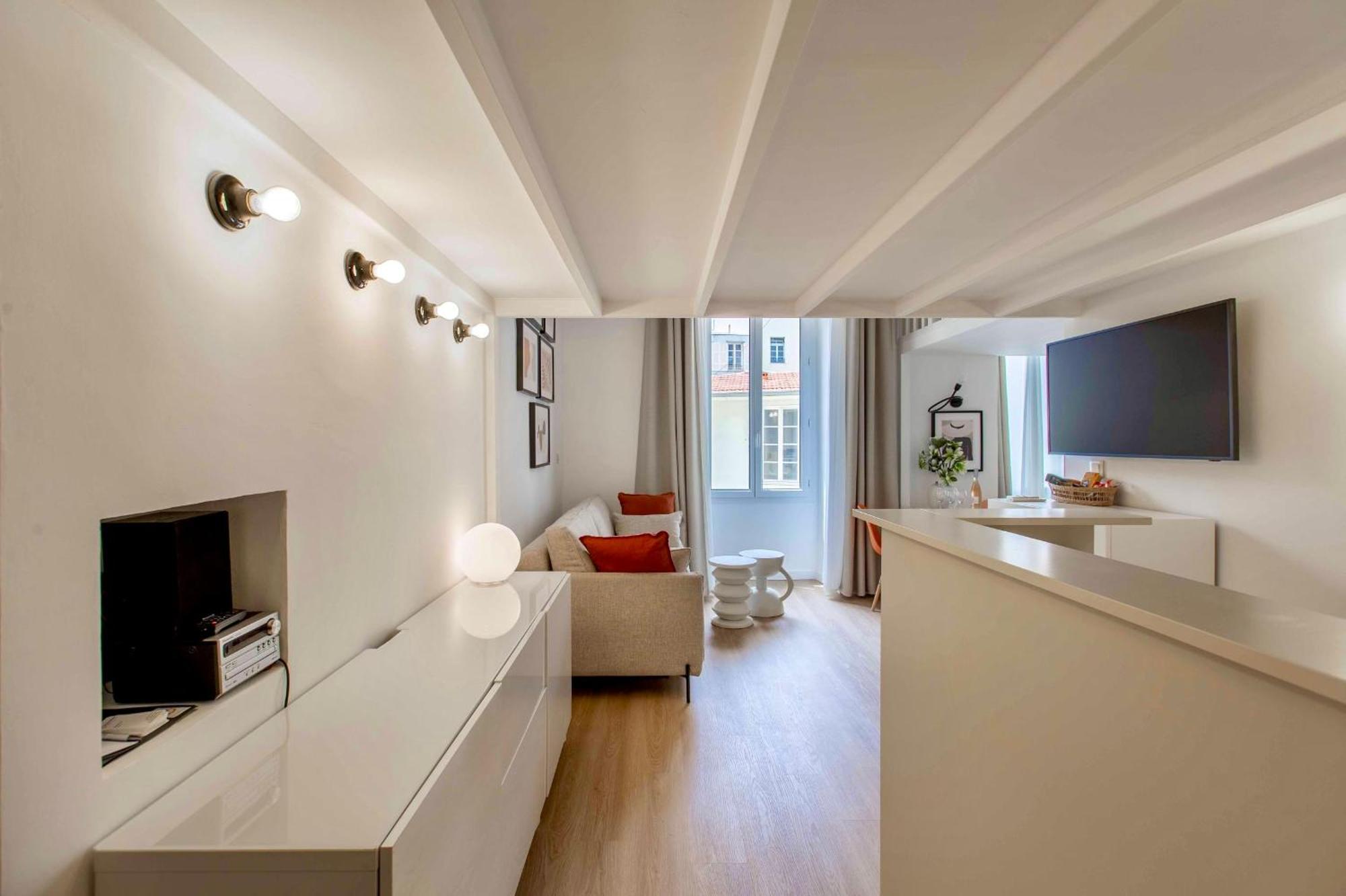 Suede Promenade Duplex Apartment At 1 Min From The Sea 2 Bathrooms นีซ ภายนอก รูปภาพ